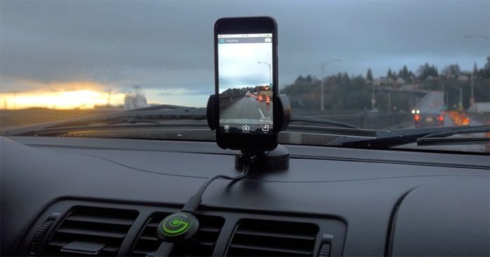 Lo smartphone potrà essere usato come Dashcam Lo smartphone potrà essere usato come Dashcam