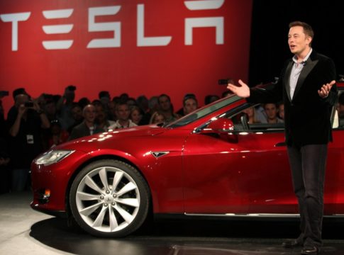 Il CEO di Tesla Motors condivide su Twitter i brevetti dell'azienda automobilistica, già resi pubblici nel 2014 dallo stesso Elon Musk.