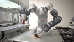 Scuola e robotica collaborativa: nasce Robo Lab