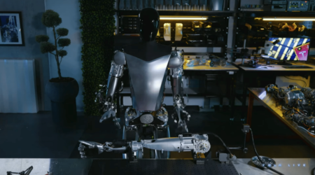 Tesla Optimus robot: nuovo video mostra aggiornamenti