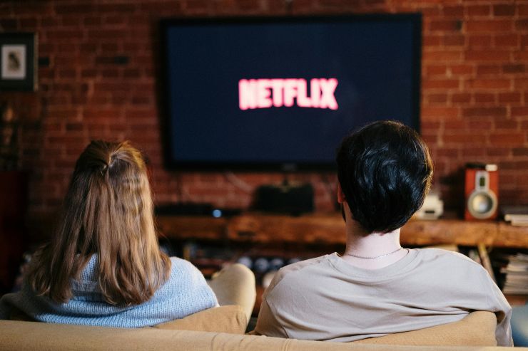 Netflix na TV (foto Pexels)