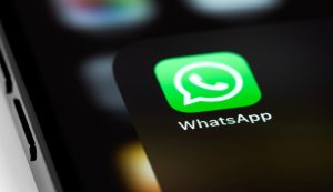 Icona WhatsApp su telefono