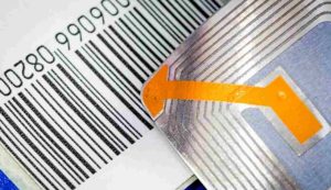 RFID e codice a barre (Depositphotos foto)