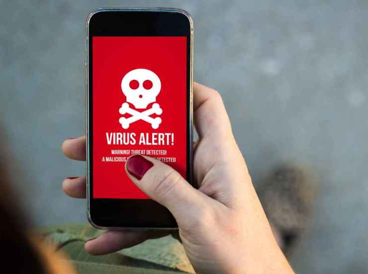 Virus nascosto nello smartphone